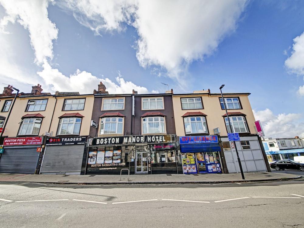 Oyo Bostons Manor Hotel, Hanwell London Greenford  Εξωτερικό φωτογραφία